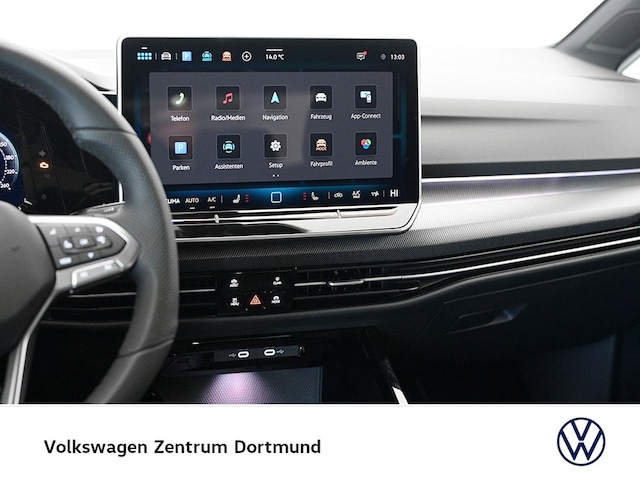 Volkswagen Golf 1.5 eTSI Golf VIII R-Line