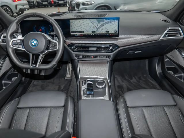 BMW 330 330e M-Sport Touring