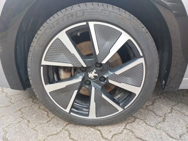 Peugeot E-208 GT-Line