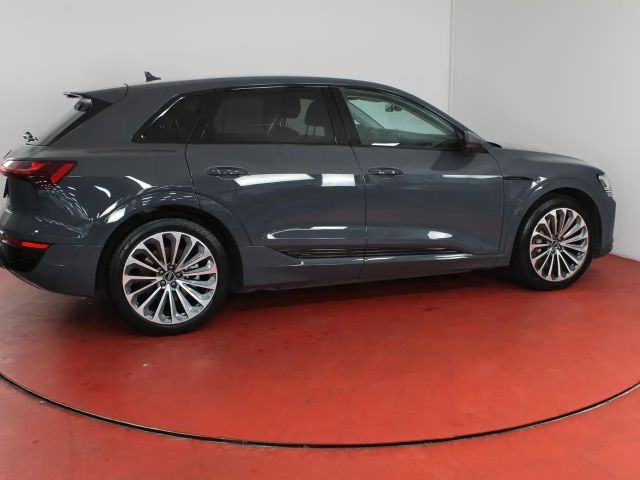Audi Q8 e-tron 55 Quattro S-Line