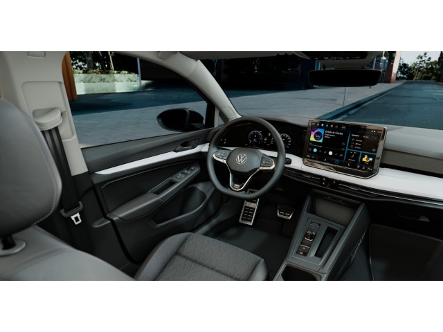 Volkswagen Golf 1.5 eTSI DSG IQ.Drive