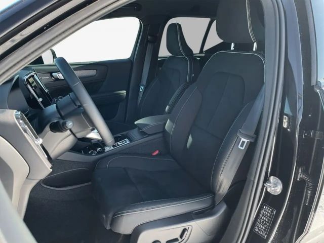 Volvo XC40 Dark Plus