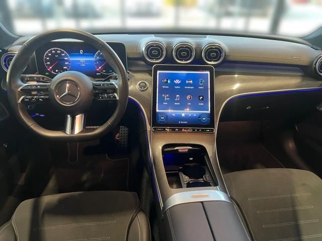 Mercedes-Benz C 180 AMG Line Sedan