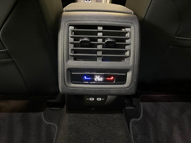 Volkswagen Golf 2.0 TDI DSG Golf VIII IQ.Drive