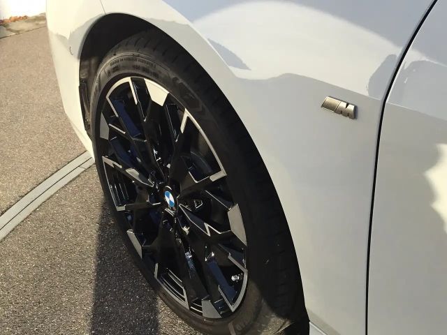 BMW 135 Sedan xDrive