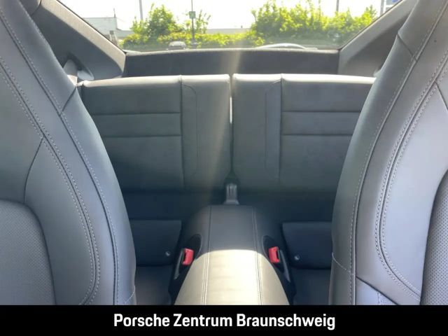 Porsche 992 Carrera Coupé