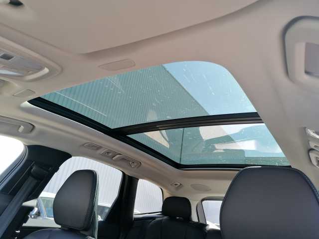 Volvo XC60 AWD Dark Plus