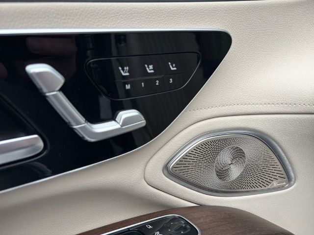 Mercedes-Benz EQS 450 Sedan