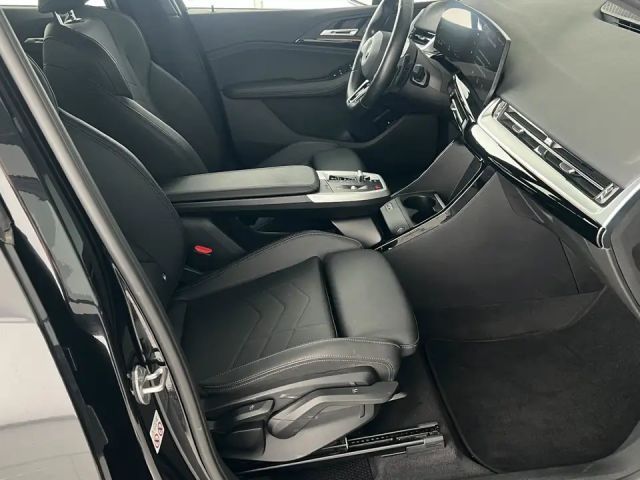 BMW 220 220i Active Tourer Sedan