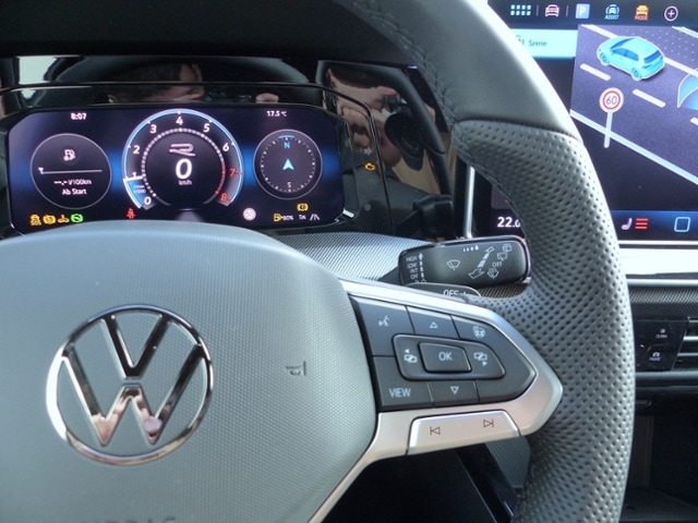 Volkswagen Golf 1.5 eTSI DSG