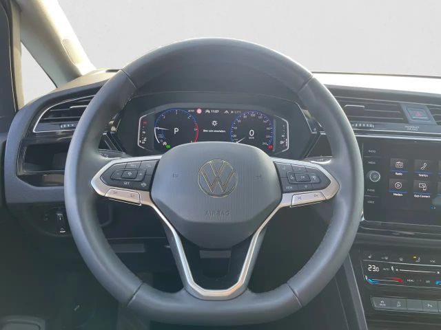 Volkswagen Touran DSG Highline