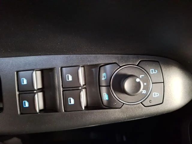 Ford Puma EcoBoost Titanium