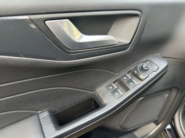 Ford Kuga Plug in Hybrid ST Line X