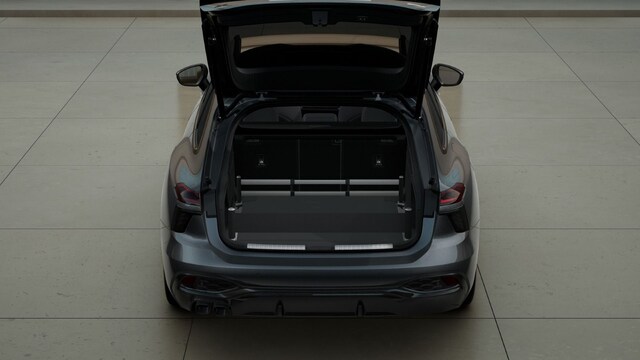 Audi A6 Avant Quattro S-Tronic