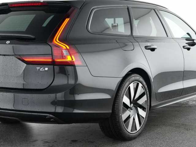 Volvo V90 AWD Dark Plus T6