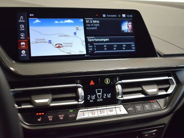 BMW 118 118i Sedan Sport Line