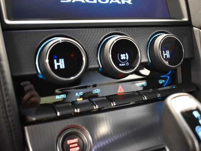 Jaguar F-Type Coupe R-Dynamic