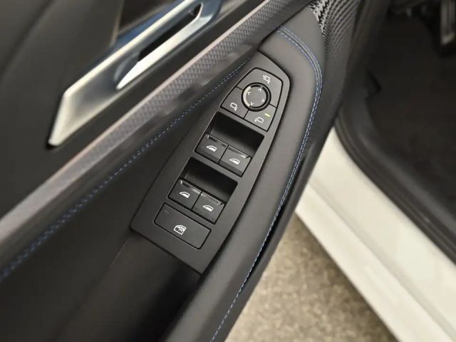 BMW 218 218d Active Tourer Sedan