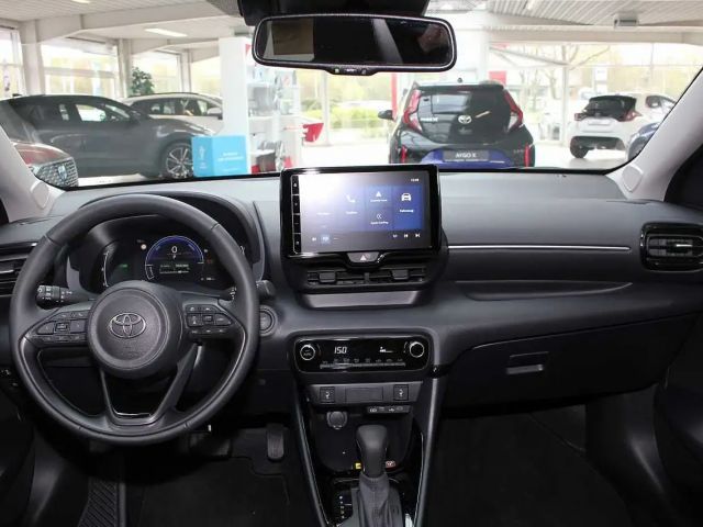 Toyota Yaris Hatchback Hybride Team D