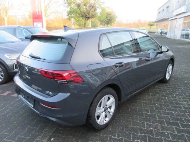 Volkswagen Golf 1.0 TSI DSG Life