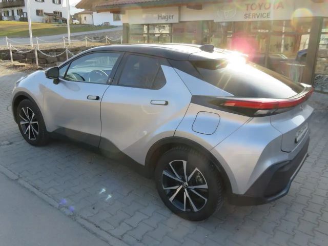 Toyota C-HR Hybride Team D