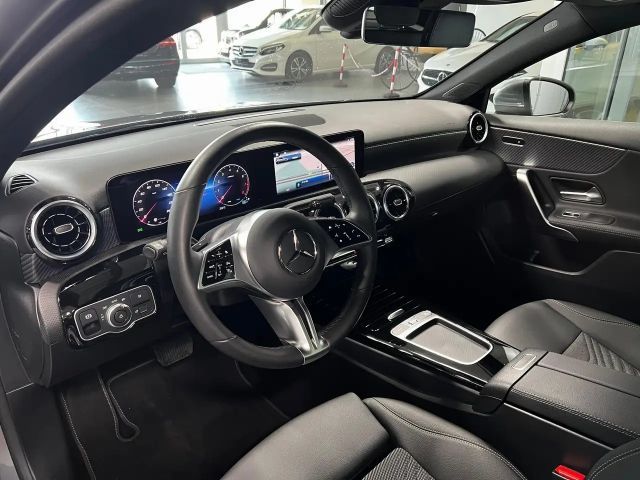 Mercedes-Benz A 180 Progressive