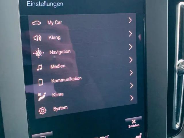 Volvo XC40 Recharge T4