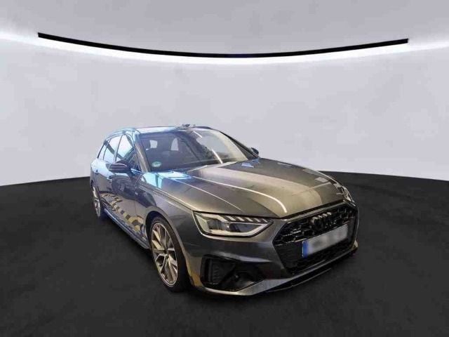 Audi A4 40 TFSI Avant Quattro S-Line S-Tronic