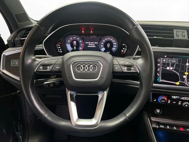 Audi Q3 35 TFSI S-Line