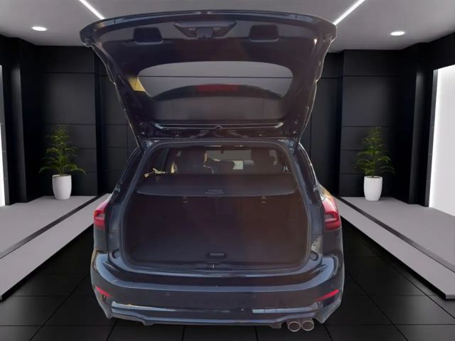 Ford Focus EcoBoost ST Line Wagon