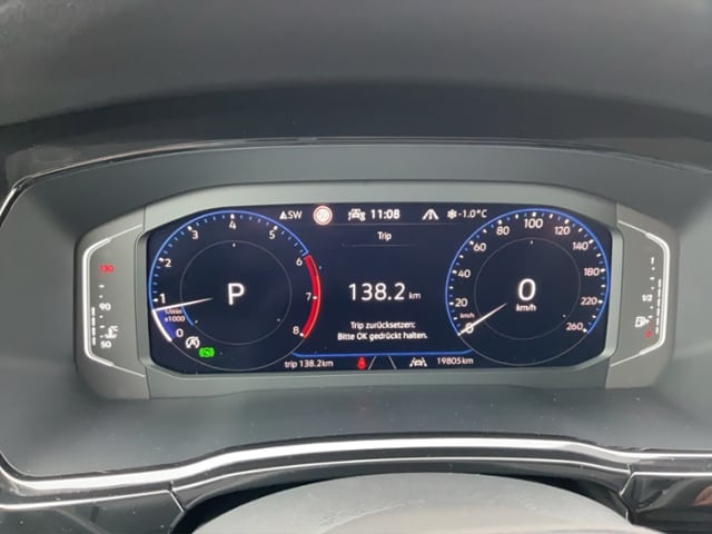 Volkswagen Touran 1.5 TSI DSG R-Line