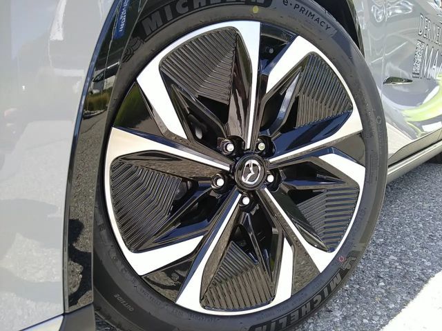 Mazda 6e Plus Takumi
