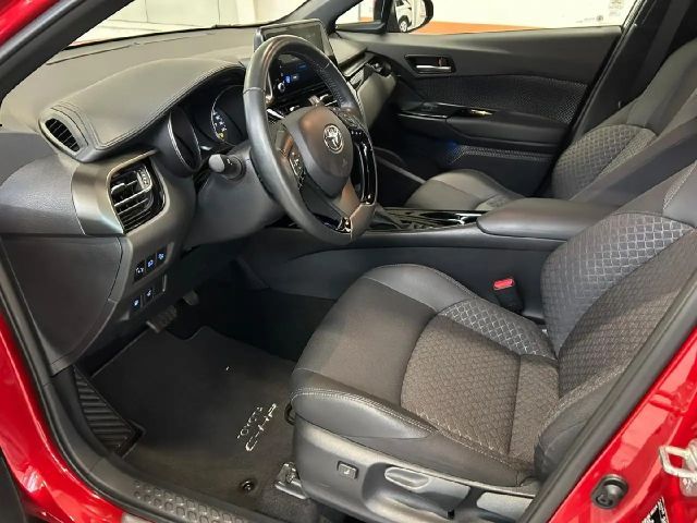 Toyota C-HR Hybride Team D