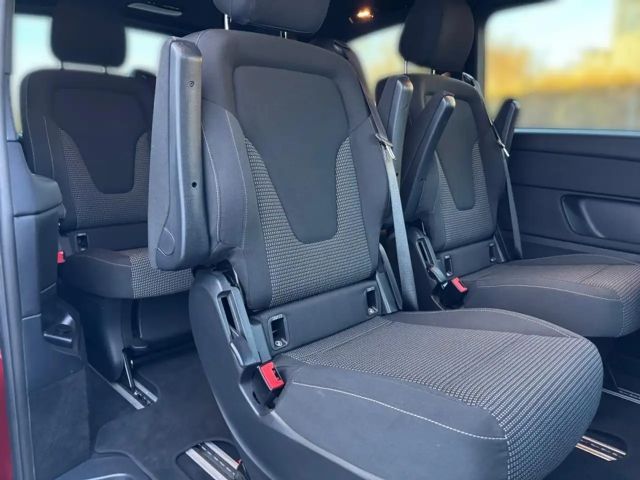 Mercedes-Benz V 300 AMG Line V 300 d