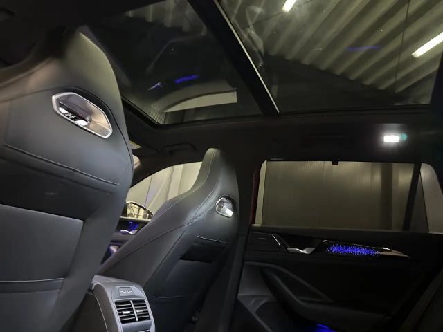 Volkswagen Passat R-Line Style Variant