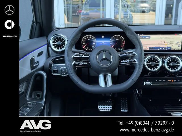 Mercedes-Benz A 200 AMG Line