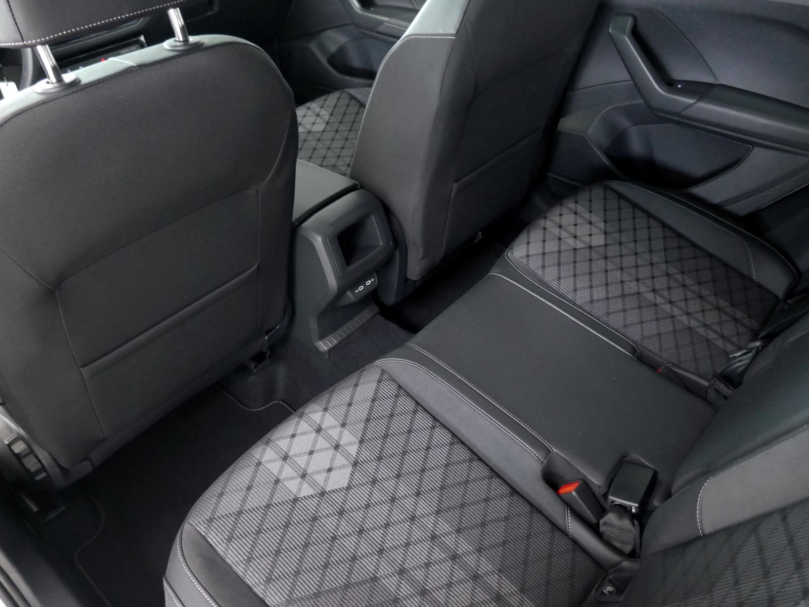 Volkswagen T-Cross 1.0 TSI R-Line