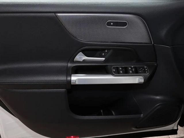 Mercedes-Benz GLB 220 GLB 220 d