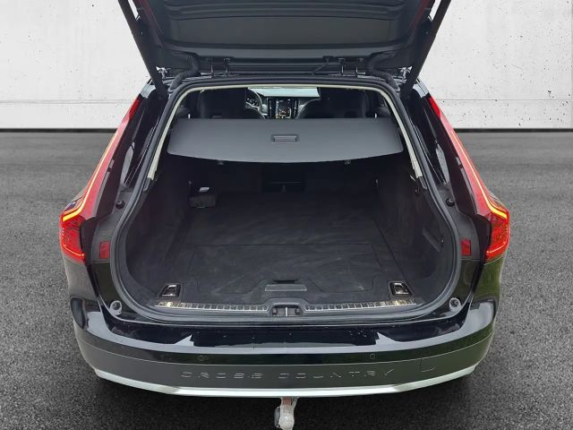 Volvo V90 Cross Country AWD