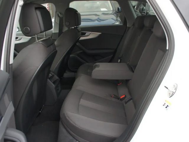 Audi A4 40 TFSI Quattro