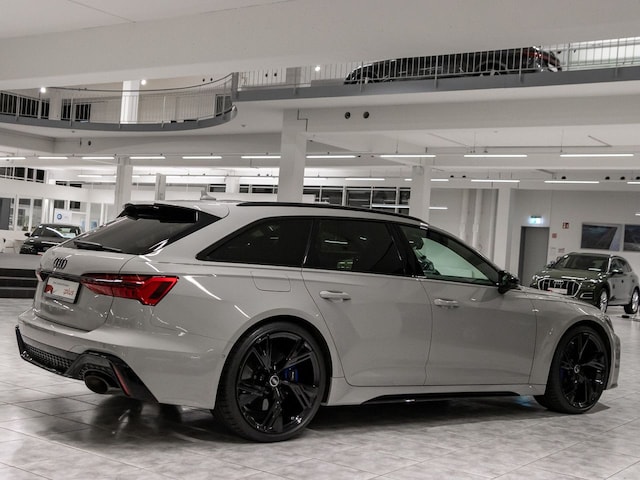 Audi RS6 Avant Quattro