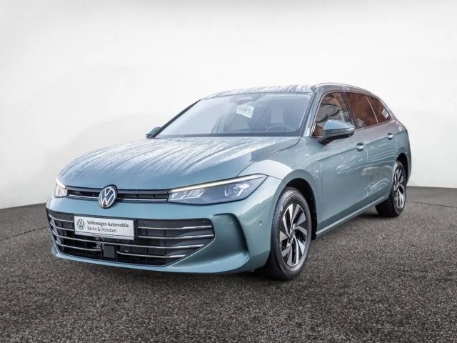 Volkswagen Passat 1.5 eTSI DSG Variant