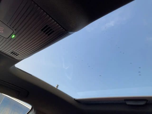 Volkswagen Golf 2.0 TSI Golf VIII