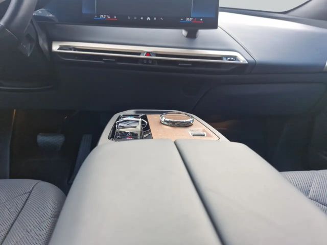 BMW iX xDrive40