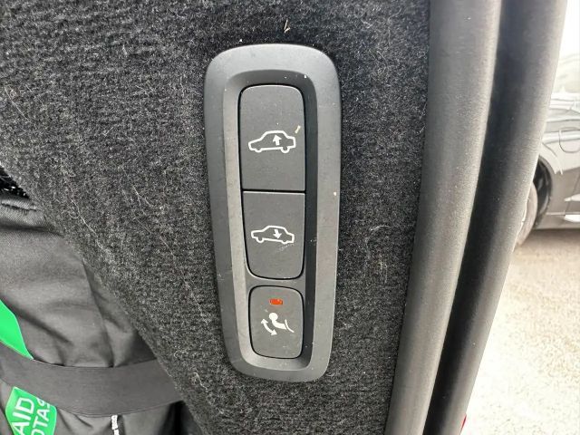 Volvo XC90 AWD Dark T8 Ultra