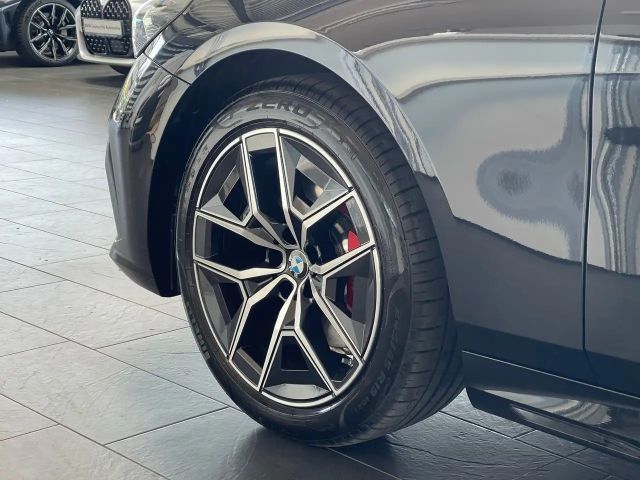 BMW 520 520d M-Sport Sedan