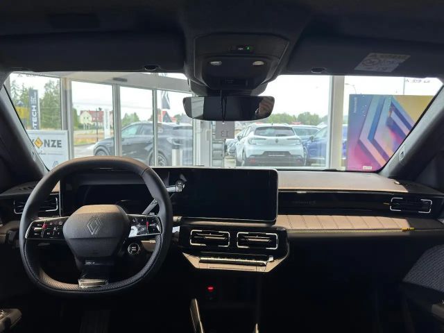 Renault 4 Comfort E-Tech Iconic