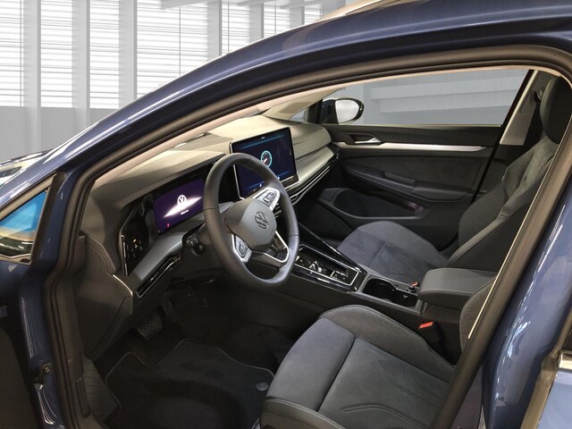 Volkswagen Golf 1.5 eTSI DSG Variant