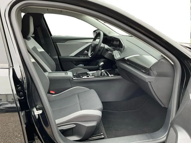 Opel Astra Enjoy Sports Tourer