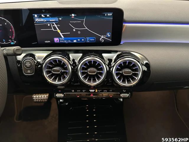 Mercedes-Benz A 180 A 180 d AMG Line